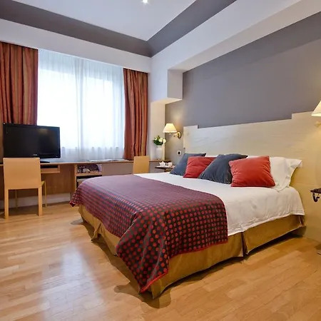 Plaza Opera Отель 4*