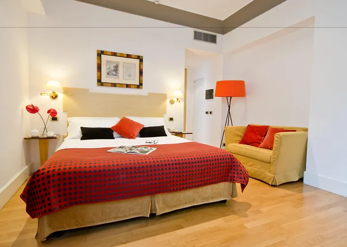 Plaza Opera Ξενοδοχείο 4*