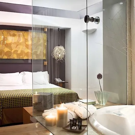 Hotel Plaza Opera 4*