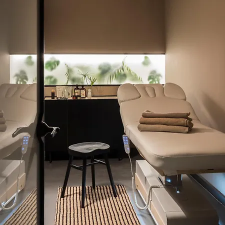 Plaza Opera ホテル