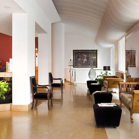 ホテル Plaza Opera パレルモ