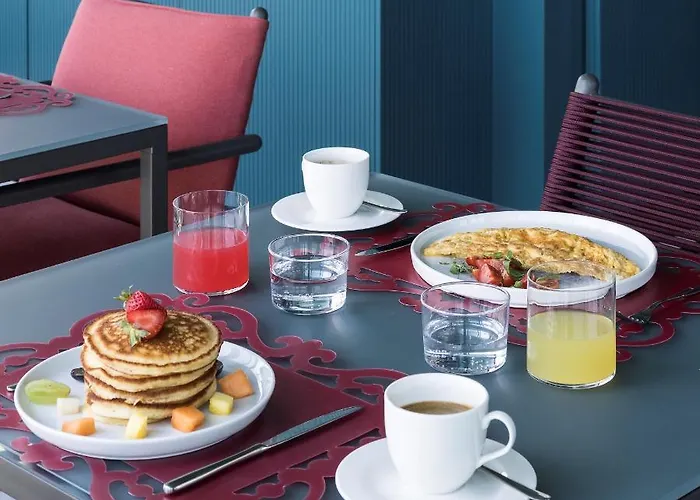 ホテル Plaza Opera