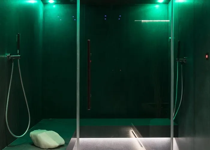 Plaza Opera Hotel 4*