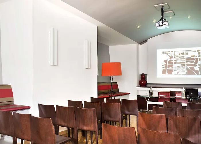 Plaza Opera Hotel 4*